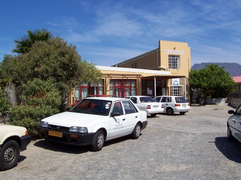 Die New World Foundation in Lavander Hill.